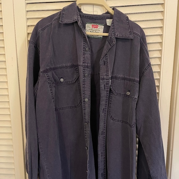 Vintage Levi’s denim button down - Picture 1 of 5